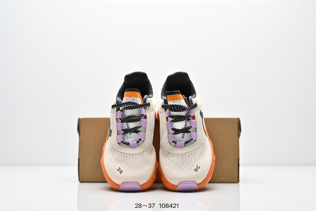 图片[8]-童鞋 On昂跑 全新综合体能训练运动鞋Cloud X 舒适乐趣跑，缓震、轻量 On昂跑 Cloudsurfer上演中底“变形计” ，打破传统格局缔造柔软脚感。 On昂跑对于值友来说已经是个相对熟悉的品牌了，旗下的经典款Cloud X兼具稳健敏捷、功能多面，轻量脚感和灵活反馈等优点，是健身爱好者最喜欢的鞋履产品之一。2022年首发的超厚底怪兽跑鞋Cloudmonster，加载最大的Cloudtec模块，柔软的缓震和强力的回弹体验，也让他一战成名，进入大体重运动爱好者和与大众跑者的入门跑鞋心选名单。 尺码：28～37-选品中心