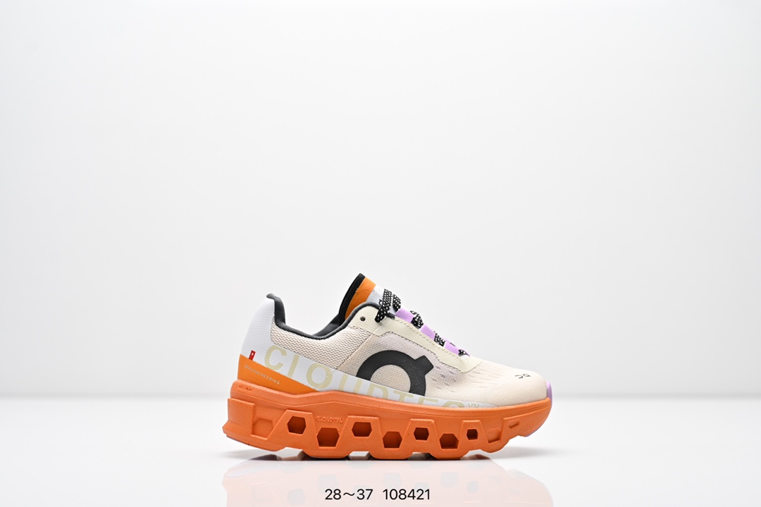 童鞋 On昂跑 全新综合体能训练运动鞋Cloud X 舒适乐趣跑，缓震、轻量 On昂跑 Cloudsurfer上演中底“变形计” ，打破传统格局缔造柔软脚感。 On昂跑对于值友来说已经是个相对熟悉的品牌了，旗下的经典款Cloud X兼具稳健敏捷、功能多面，轻量脚感和灵活反馈等优点，是健身爱好者最喜欢的鞋履产品之一。2022年首发的超厚底怪兽跑鞋Cloudmonster，加载最大的Cloudtec模块，柔软的缓震和强力的回弹体验，也让他一战成名，进入大体重运动爱好者和与大众跑者的入门跑鞋心选名单。 尺码：28～37-选品中心