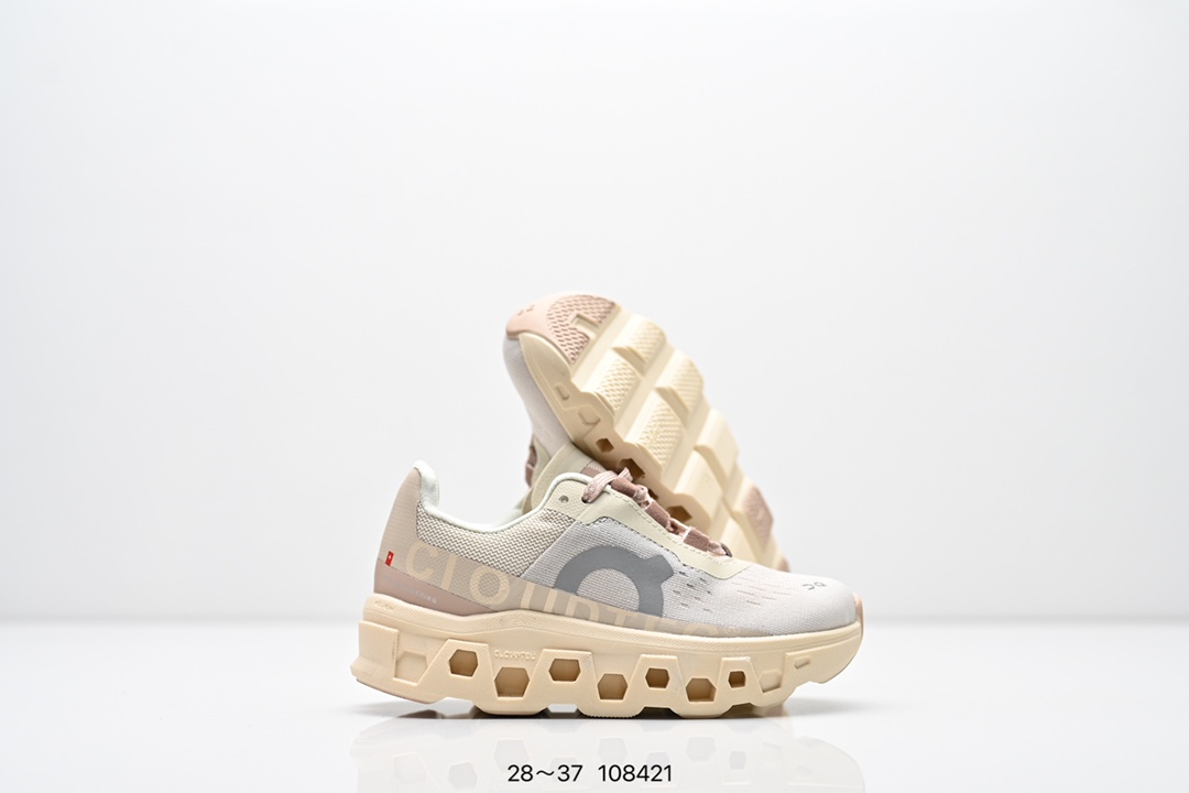 图片[5]-童鞋 On昂跑 全新综合体能训练运动鞋Cloud X 舒适乐趣跑，缓震、轻量 On昂跑 Cloudsurfer上演中底“变形计” ，打破传统格局缔造柔软脚感。 On昂跑对于值友来说已经是个相对熟悉的品牌了，旗下的经典款Cloud X兼具稳健敏捷、功能多面，轻量脚感和灵活反馈等优点，是健身爱好者最喜欢的鞋履产品之一。2022年首发的超厚底怪兽跑鞋Cloudmonster，加载最大的Cloudtec模块，柔软的缓震和强力的回弹体验，也让他一战成名，进入大体重运动爱好者和与大众跑者的入门跑鞋心选名单。 尺码：28～37-选品中心