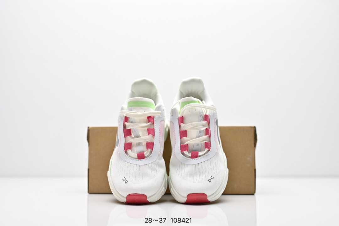 图片[8]-童鞋 On昂跑 全新综合体能训练运动鞋Cloud X 舒适乐趣跑，缓震、轻量 On昂跑 Cloudsurfer上演中底“变形计” ，打破传统格局缔造柔软脚感。 On昂跑对于值友来说已经是个相对熟悉的品牌了，旗下的经典款Cloud X兼具稳健敏捷、功能多面，轻量脚感和灵活反馈等优点，是健身爱好者最喜欢的鞋履产品之一。2022年首发的超厚底怪兽跑鞋Cloudmonster，加载最大的Cloudtec模块，柔软的缓震和强力的回弹体验，也让他一战成名，进入大体重运动爱好者和与大众跑者的入门跑鞋心选名单。 尺码：28～37-选品中心