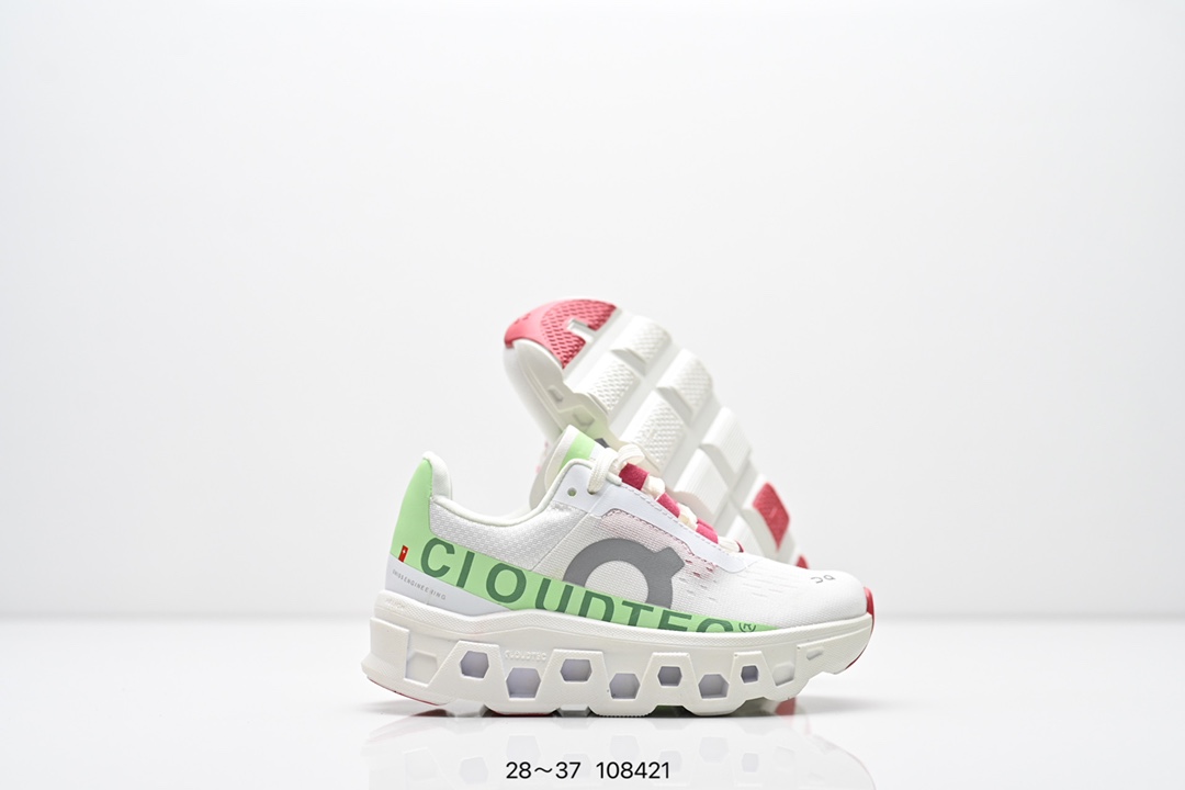 图片[5]-童鞋 On昂跑 全新综合体能训练运动鞋Cloud X 舒适乐趣跑，缓震、轻量 On昂跑 Cloudsurfer上演中底“变形计” ，打破传统格局缔造柔软脚感。 On昂跑对于值友来说已经是个相对熟悉的品牌了，旗下的经典款Cloud X兼具稳健敏捷、功能多面，轻量脚感和灵活反馈等优点，是健身爱好者最喜欢的鞋履产品之一。2022年首发的超厚底怪兽跑鞋Cloudmonster，加载最大的Cloudtec模块，柔软的缓震和强力的回弹体验，也让他一战成名，进入大体重运动爱好者和与大众跑者的入门跑鞋心选名单。 尺码：28～37-选品中心