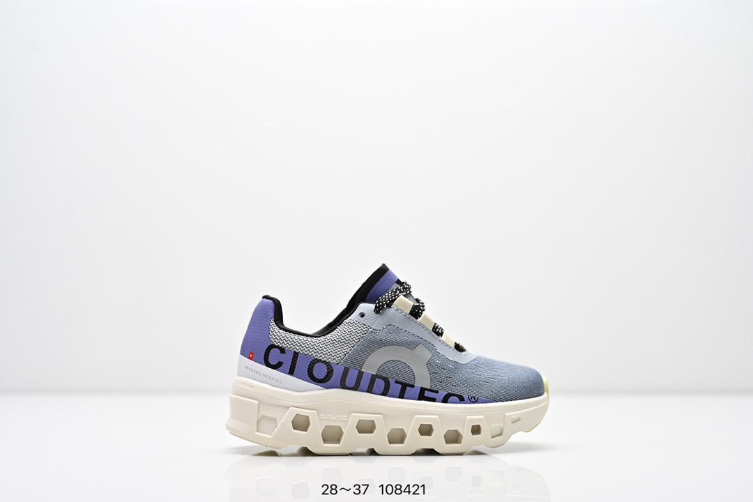 童鞋 On昂跑 全新综合体能训练运动鞋Cloud X 舒适乐趣跑，缓震、轻量 On昂跑 Cloudsurfer上演中底“变形计” ，打破传统格局缔造柔软脚感。 On昂跑对于值友来说已经是个相对熟悉的品牌了，旗下的经典款Cloud X兼具稳健敏捷、功能多面，轻量脚感和灵活反馈等优点，是健身爱好者最喜欢的鞋履产品之一。2022年首发的超厚底怪兽跑鞋Cloudmonster，加载最大的Cloudtec模块，柔软的缓震和强力的回弹体验，也让他一战成名，进入大体重运动爱好者和与大众跑者的入门跑鞋心选名单。 尺码：28～37-选品中心