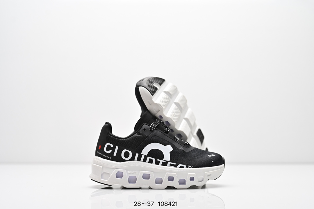 图片[5]-童鞋 On昂跑 全新综合体能训练运动鞋Cloud X 舒适乐趣跑，缓震、轻量 On昂跑 Cloudsurfer上演中底“变形计” ，打破传统格局缔造柔软脚感。 On昂跑对于值友来说已经是个相对熟悉的品牌了，旗下的经典款Cloud X兼具稳健敏捷、功能多面，轻量脚感和灵活反馈等优点，是健身爱好者最喜欢的鞋履产品之一。2022年首发的超厚底怪兽跑鞋Cloudmonster，加载最大的Cloudtec模块，柔软的缓震和强力的回弹体验，也让他一战成名，进入大体重运动爱好者和与大众跑者的入门跑鞋心选名单。 尺码：28～37-选品中心