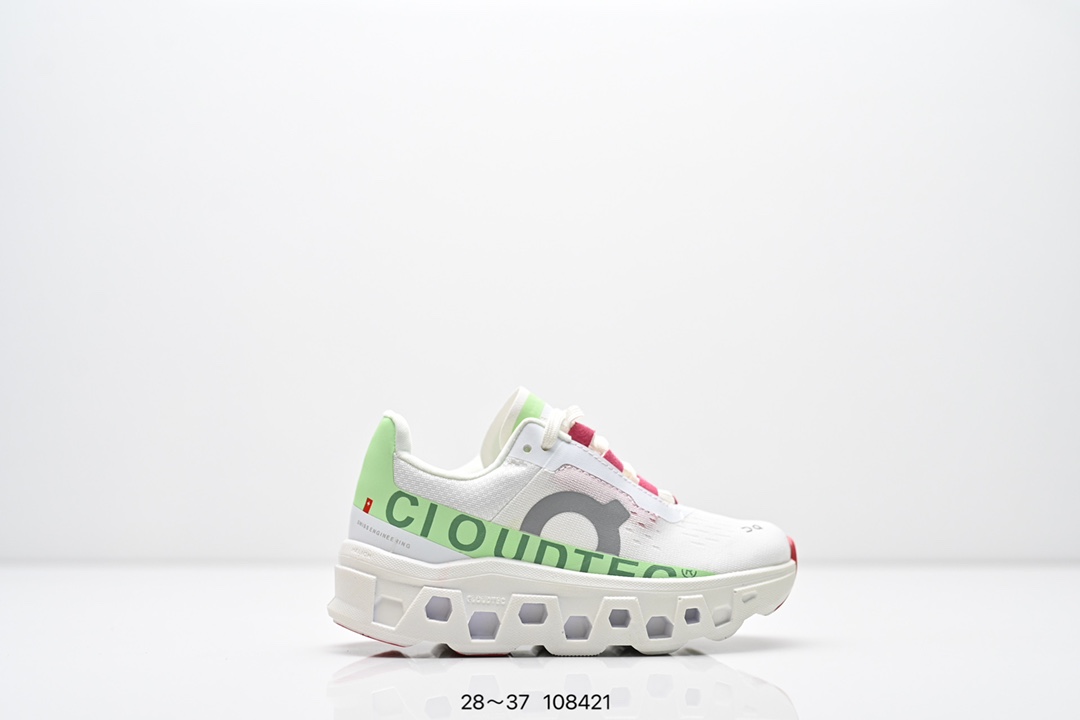 图片[6]-集合图 童鞋 On昂跑 全新综合体能训练运动鞋Cloud X 舒适乐趣跑，缓震、轻量 On昂跑 Cloudsurfer上演中底“变形计” ，打破传统格局缔造柔软脚感。 On昂跑对于值友来说已经是个相对熟悉的品牌了，旗下的经典款Cloud X兼具稳健敏捷、功能多面，轻量脚感和灵活反馈等优点，是健身爱好者最喜欢的鞋履产品之一。2022年首发的超厚底怪兽跑鞋Cloudmonster，加载最大的Cloudtec模块，柔软的缓震和强力的回弹体验，也让他一战成名，进入大体重运动爱好者和与大众跑者的入门跑鞋心选名单。 尺码：28～37-选品中心