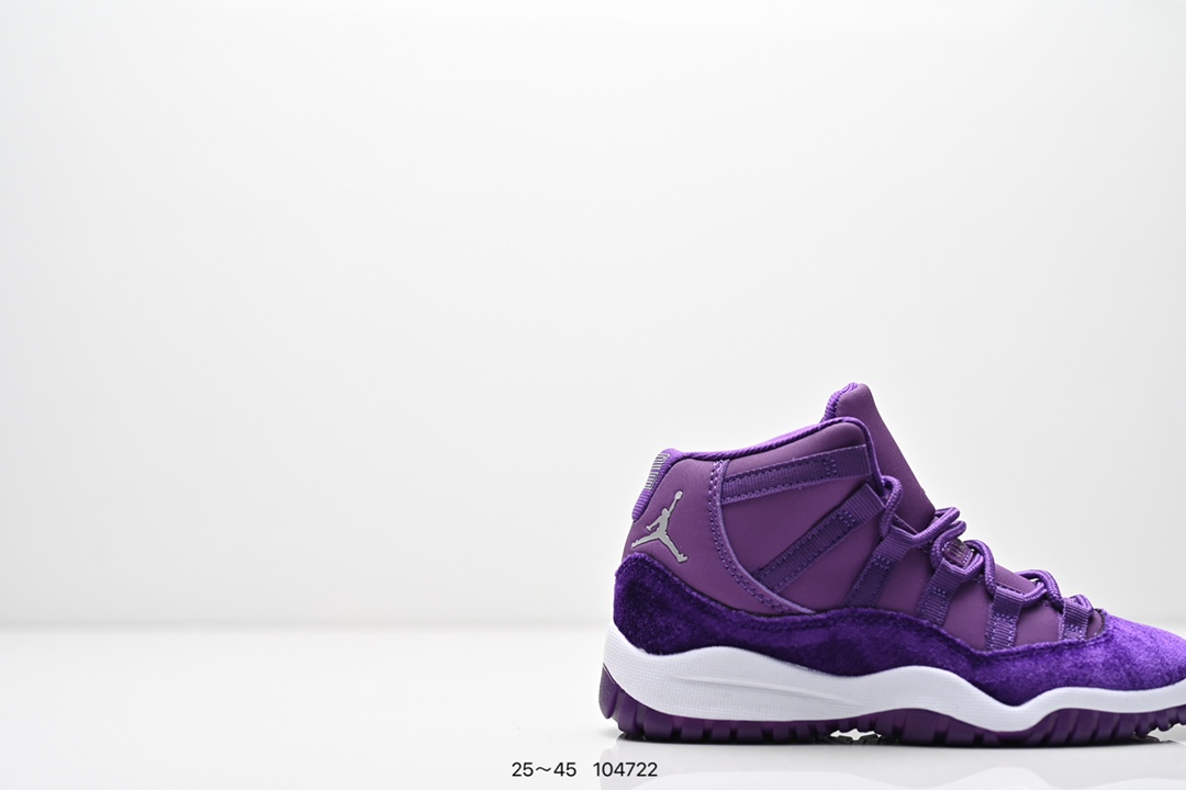 图片[2]-童鞋耐克 AJ 乔丹11代 Nike Air Jordan 11Retro 篮球鞋复刻男子运动鞋 重现设计师汀克·哈特菲尔德广受赞誉的 1996 年鞋款设计，后者率先将 Zoom Air 缓震配置引入经典系列。鞋面采用优质材料，打造当季潮流风范。 优质材质组合鞋面，实现出色耐穿性 泡绵中底搭载全掌型 Zoom Air 缓震配置，塑就出众回弹的缓震效果 碳纤维稳定片 橡胶外底 货号：378039 401 尺码：童鞋-选品中心