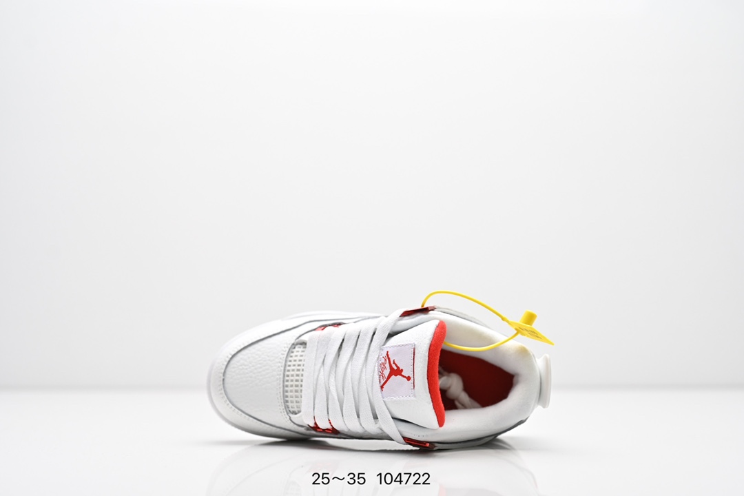 图片[4]-童鞋耐克 AJ 乔丹4代 Nike Air Jordan 4 Retro 篮球鞋复刻男子运动鞋 重现设计师汀克·哈特菲尔德广受赞誉的 1996 年鞋款设计，后者率先将 Zoom Air 缓震配置引入经典系列。鞋面采用优质材料，打造当季潮流风范。 优质材质组合鞋面，实现出色耐穿性 泡绵中底搭载全掌型 Zoom Air 缓震配置，塑就出众回弹的缓震效果 碳纤维稳定片 橡胶外底 货号：DH6927 057 尺码：童鞋-选品中心