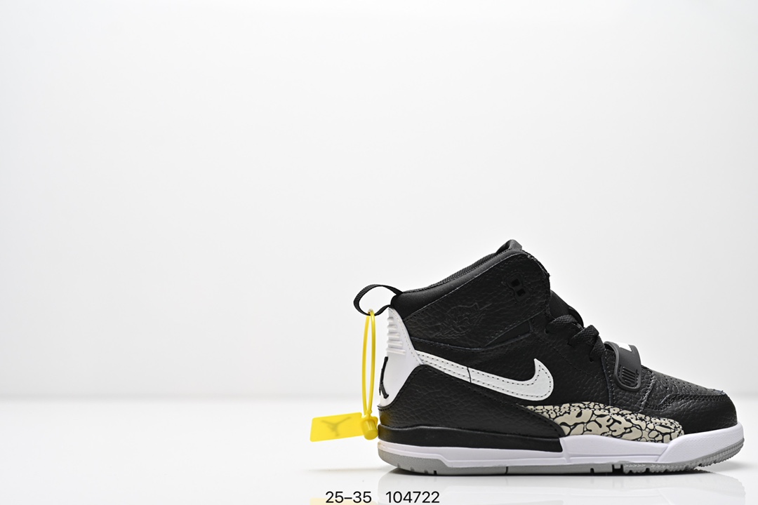 图片[2]-童鞋Air Jordan Legacy 312 “Command Force” 高帮AJ312 乔丹312代 aj312 乔312 高邦 乔丹篮球鞋系列 号称 “最强三合一” 的 Jordan Legacy 312，自然有着杂交结合的设计，它的名字就展现出它所包含的鞋款元素，312 分别对应了 Air Jordan 3、Air Jordan 1 和 Air Trainer 2，将这三双经典又有不俗人气的鞋款融合，“最强三合一” 的名称由此得来！货号：DR8486131 尺码：25–35 编号：104722-选品中心