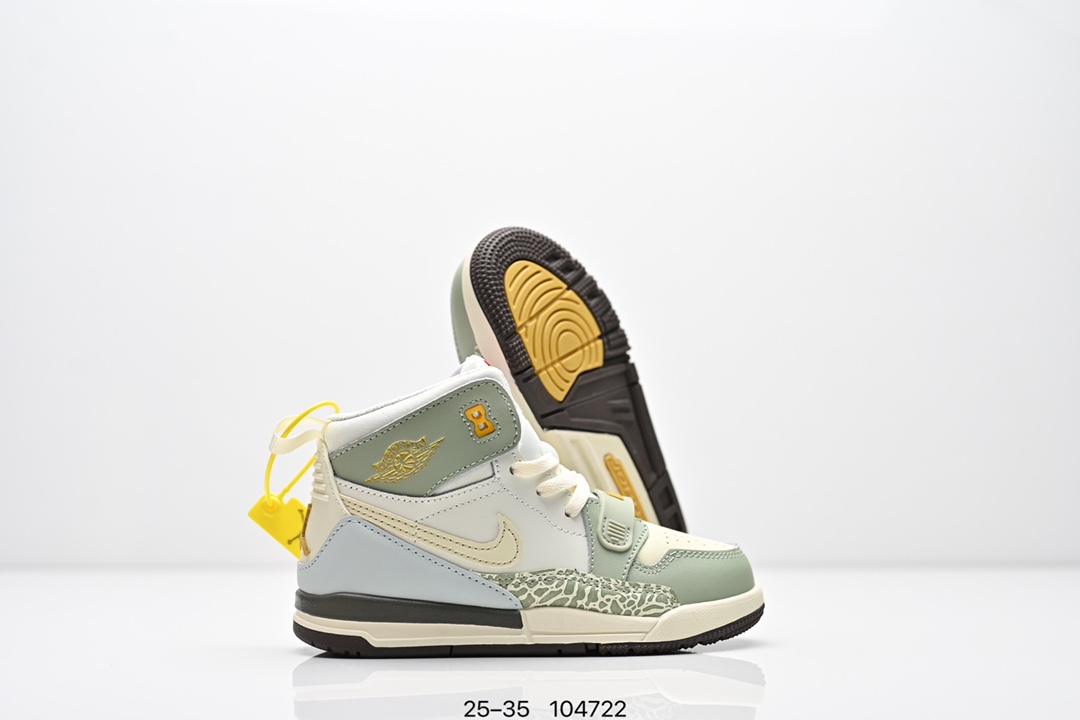图片[5]-童鞋Air Jordan Legacy 312 “Command Force” 高帮AJ312 乔丹312代 aj312 乔312 高邦 乔丹篮球鞋系列 号称 “最强三合一” 的 Jordan Legacy 312，自然有着杂交结合的设计，它的名字就展现出它所包含的鞋款元素，312 分别对应了 Air Jordan 3、Air Jordan 1 和 Air Trainer 2，将这三双经典又有不俗人气的鞋款融合，“最强三合一” 的名称由此得来！货号：DR8486131 尺码：25–35 编号：104722-选品中心