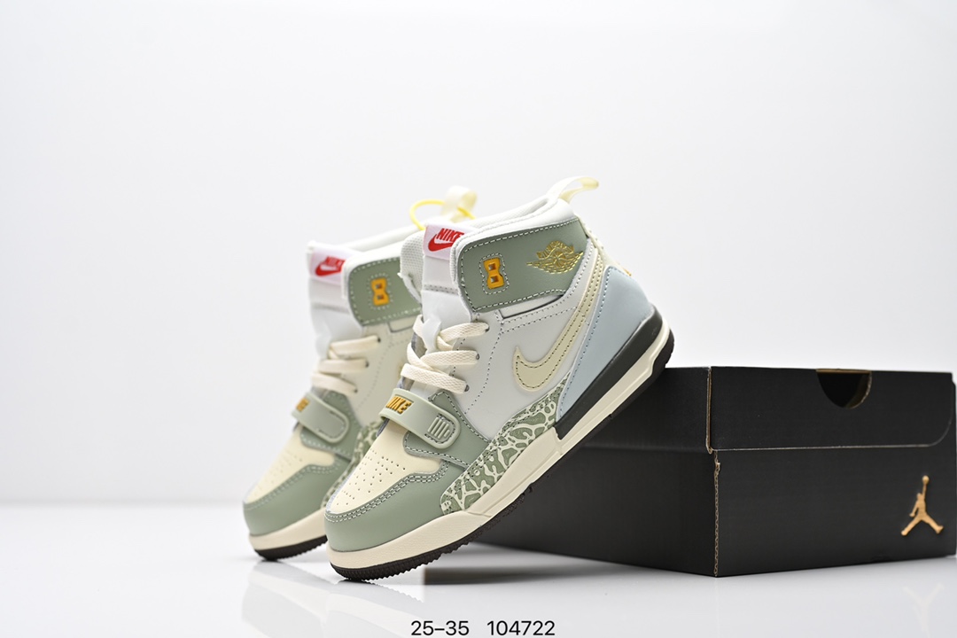图片[9]-童鞋Air Jordan Legacy 312 “Command Force” 高帮AJ312 乔丹312代 aj312 乔312 高邦 乔丹篮球鞋系列 号称 “最强三合一” 的 Jordan Legacy 312，自然有着杂交结合的设计，它的名字就展现出它所包含的鞋款元素，312 分别对应了 Air Jordan 3、Air Jordan 1 和 Air Trainer 2，将这三双经典又有不俗人气的鞋款融合，“最强三合一” 的名称由此得来！货号：DR8486131 尺码：25–35 编号：104722-选品中心