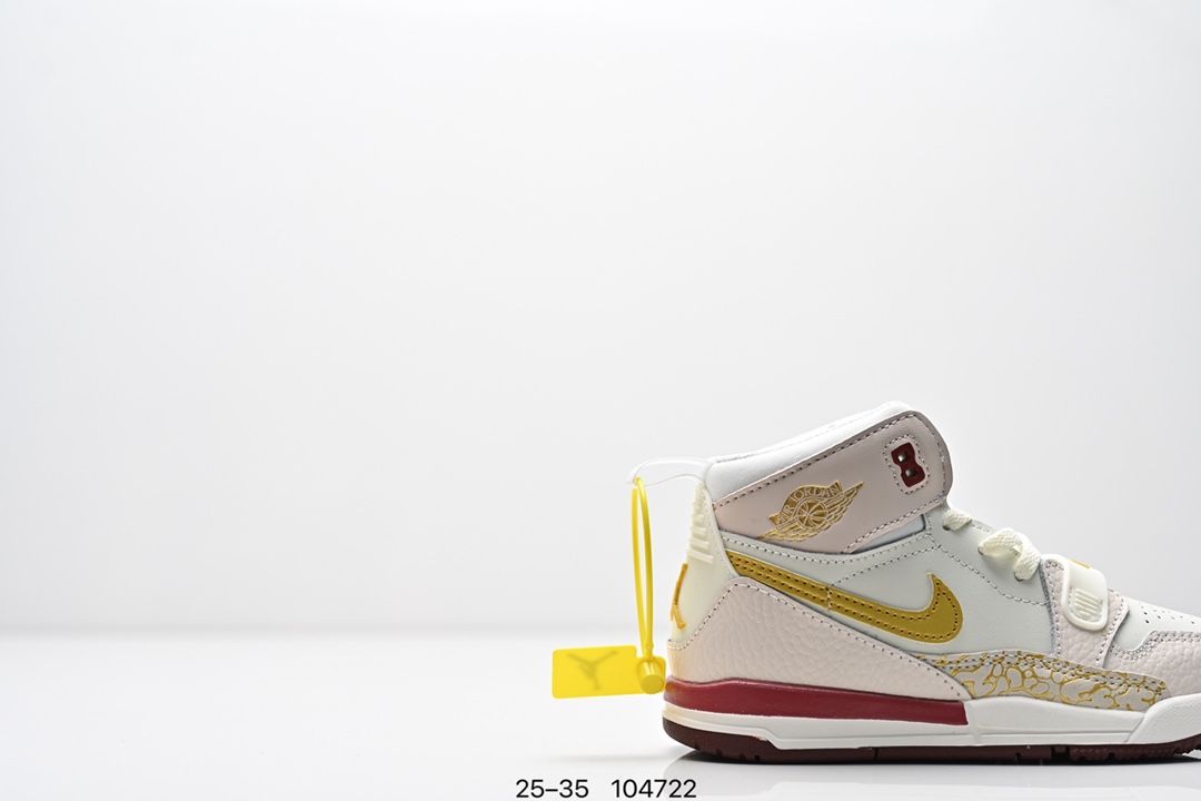 图片[2]-童鞋Air Jordan Legacy 312 “Command Force” 高帮AJ312 乔丹312代 aj312 乔312 高邦 乔丹篮球鞋系列 号称 “最强三合一” 的 Jordan Legacy 312，自然有着杂交结合的设计，它的名字就展现出它所包含的鞋款元素，312 分别对应了 Air Jordan 3、Air Jordan 1 和 Air Trainer 2，将这三双经典又有不俗人气的鞋款融合，“最强三合一” 的名称由此得来！货号：DR8486131 尺码：25–35 编号：104722-选品中心