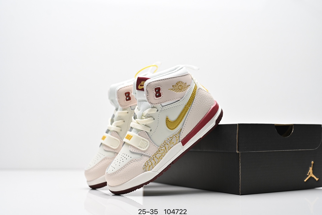 图片[9]-童鞋Air Jordan Legacy 312 “Command Force” 高帮AJ312 乔丹312代 aj312 乔312 高邦 乔丹篮球鞋系列 号称 “最强三合一” 的 Jordan Legacy 312，自然有着杂交结合的设计，它的名字就展现出它所包含的鞋款元素，312 分别对应了 Air Jordan 3、Air Jordan 1 和 Air Trainer 2，将这三双经典又有不俗人气的鞋款融合，“最强三合一” 的名称由此得来！货号：DR8486131 尺码：25–35 编号：104722-选品中心