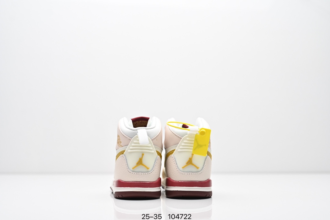 图片[7]-童鞋Air Jordan Legacy 312 “Command Force” 高帮AJ312 乔丹312代 aj312 乔312 高邦 乔丹篮球鞋系列 号称 “最强三合一” 的 Jordan Legacy 312，自然有着杂交结合的设计，它的名字就展现出它所包含的鞋款元素，312 分别对应了 Air Jordan 3、Air Jordan 1 和 Air Trainer 2，将这三双经典又有不俗人气的鞋款融合，“最强三合一” 的名称由此得来！货号：DR8486131 尺码：25–35 编号：104722-选品中心