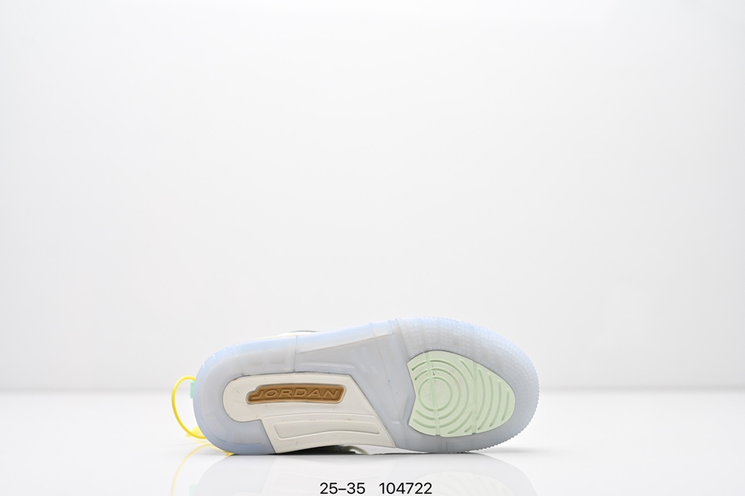 图片[6]-童鞋Air Jordan Legacy 312 “Command Force” 高帮AJ312 乔丹312代 aj312 乔312 高邦 乔丹篮球鞋系列 号称 “最强三合一” 的 Jordan Legacy 312，自然有着杂交结合的设计，它的名字就展现出它所包含的鞋款元素，312 分别对应了 Air Jordan 3、Air Jordan 1 和 Air Trainer 2，将这三双经典又有不俗人气的鞋款融合，“最强三合一” 的名称由此得来！货号：DR8486131 尺码：25–35 编号：104722-选品中心