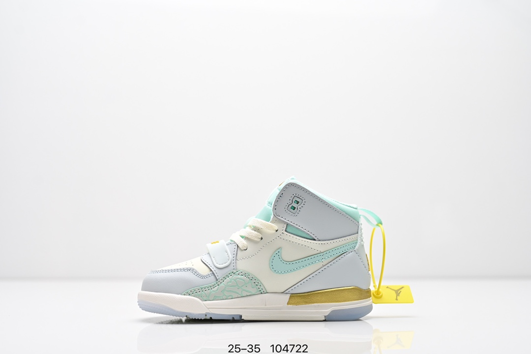图片[3]-童鞋Air Jordan Legacy 312 “Command Force” 高帮AJ312 乔丹312代 aj312 乔312 高邦 乔丹篮球鞋系列 号称 “最强三合一” 的 Jordan Legacy 312，自然有着杂交结合的设计，它的名字就展现出它所包含的鞋款元素，312 分别对应了 Air Jordan 3、Air Jordan 1 和 Air Trainer 2，将这三双经典又有不俗人气的鞋款融合，“最强三合一” 的名称由此得来！货号：DR8486131 尺码：25–35 编号：104722-选品中心