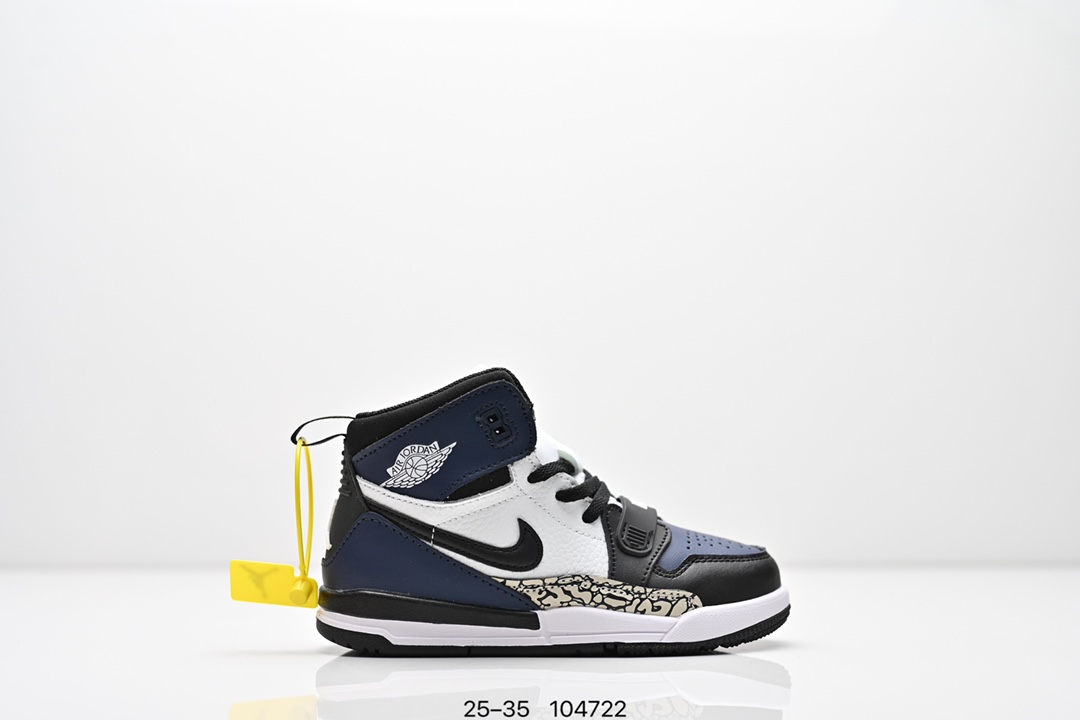 图片[2]-集合图 童鞋Air Jordan Legacy 312 “Command Force” 高帮AJ312 乔丹312代 aj312 乔312 高邦 乔丹篮球鞋系列 号称 “最强三合一” 的 Jordan Legacy 312，自然有着杂交结合的设计，它的名字就展现出它所包含的鞋款元素，312 分别对应了 Air Jordan 3、Air Jordan 1 和 Air Trainer 2，将这三双经典又有不俗人气的鞋款融合，“最强三合一” 的名称由此得来！货号：DR8486131 尺码：25–35 编号：104722-选品中心