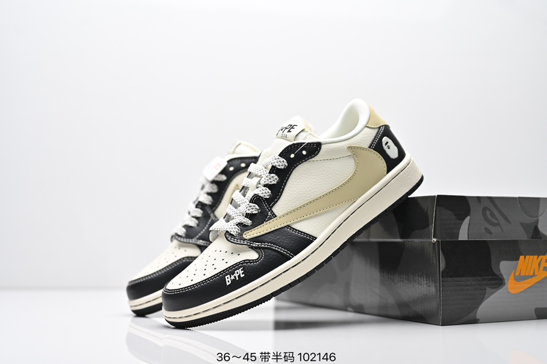 集合图💰270
AJ1倒勾Travis Scott x Air Jordan 1 ” Reverse Mocha “ AJ1乔1 TS 闪电 联名倒钩 低帮文化篮球鞋 完美品质出货 细节如图所示  鞋面切割工整  冲孔整齐干净 中底拉帮线 整体清洁度非常好
货号:SJ2068-003
尺码：36 36.5 37.5 38 38.5 39 40 40.5 41 42 42.5 43 44 45 
编号：102146