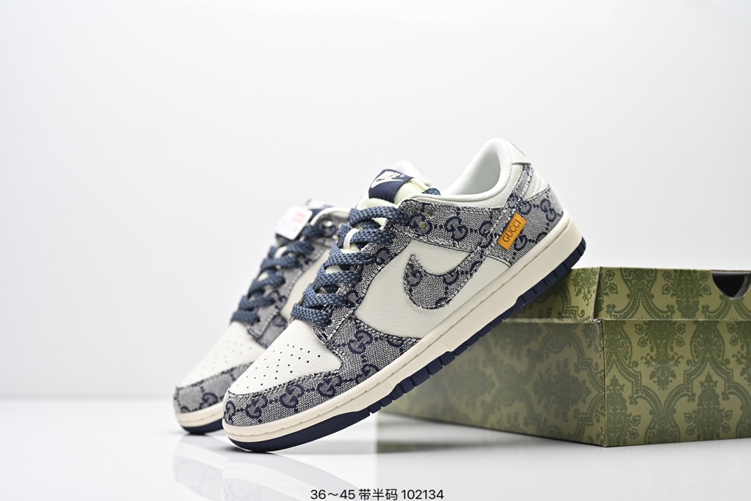 💰210
Nike Dunk Low Retro “DIY高端定制”
低帮休闲运动板鞋 用料绝不含糊 独家版型蒸餾加工帶來的是更好的视觉和脚感体验 清洁度 电绣工艺 皮料切割干净无任何毛边 细节完美
货号:FC1688 183
尺码:36 36.5 37.5 38 38.5 39 40 40.5 41 42 42.5 43 44 45
编码:102134