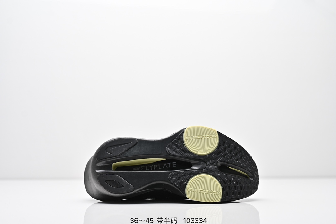 💰210
新品发布 Nike Air Zoom Alphafly NEXT%整体采用前作的设计语言，并且对后者的细节进行升级，马拉松和长距离路跑的性能极限设计而生。
货号:FD8356-100
尺码:36 36.5 37.5 38 38.5 39 40 40.5 41 42 42.5 43 44 45
编号：103334