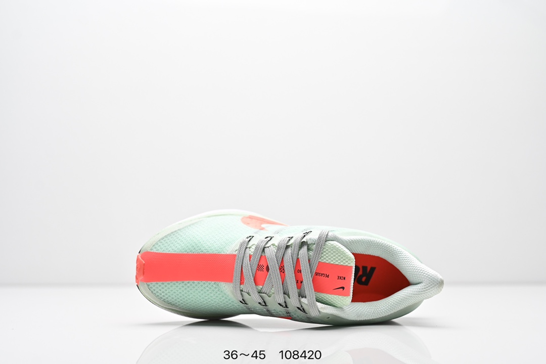 💰140
耐克W NIKE ZOOM PEGASUS 35 TURBO超级飞马涡轮增压马拉松休闲运动慢跑鞋 货号：AJ4114 001

码数：36 37 38 39 40 41 42 43 44 45
编号：108420