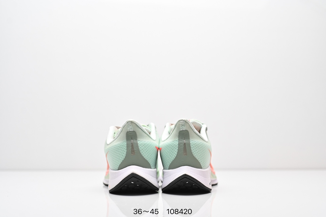 💰140
耐克W NIKE ZOOM PEGASUS 35 TURBO超级飞马涡轮增压马拉松休闲运动慢跑鞋 货号：AJ4114 001

码数：36 37 38 39 40 41 42 43 44 45
编号：108420