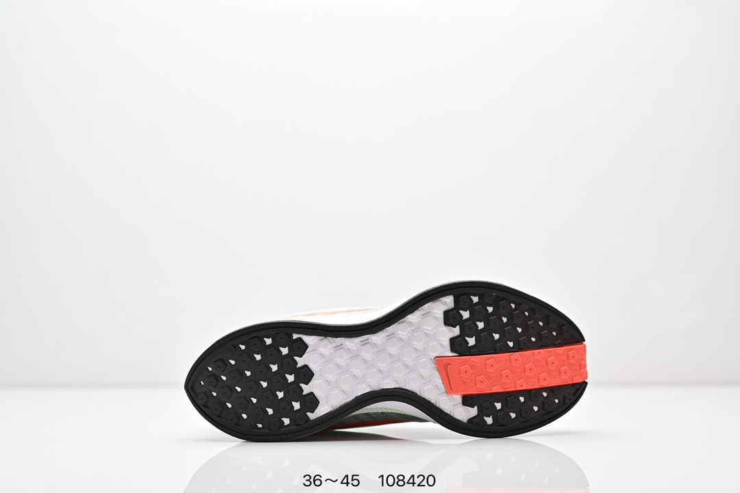 💰140
耐克W NIKE ZOOM PEGASUS 35 TURBO超级飞马涡轮增压马拉松休闲运动慢跑鞋 货号：AJ4114 001

码数：36 37 38 39 40 41 42 43 44 45
编号：108420