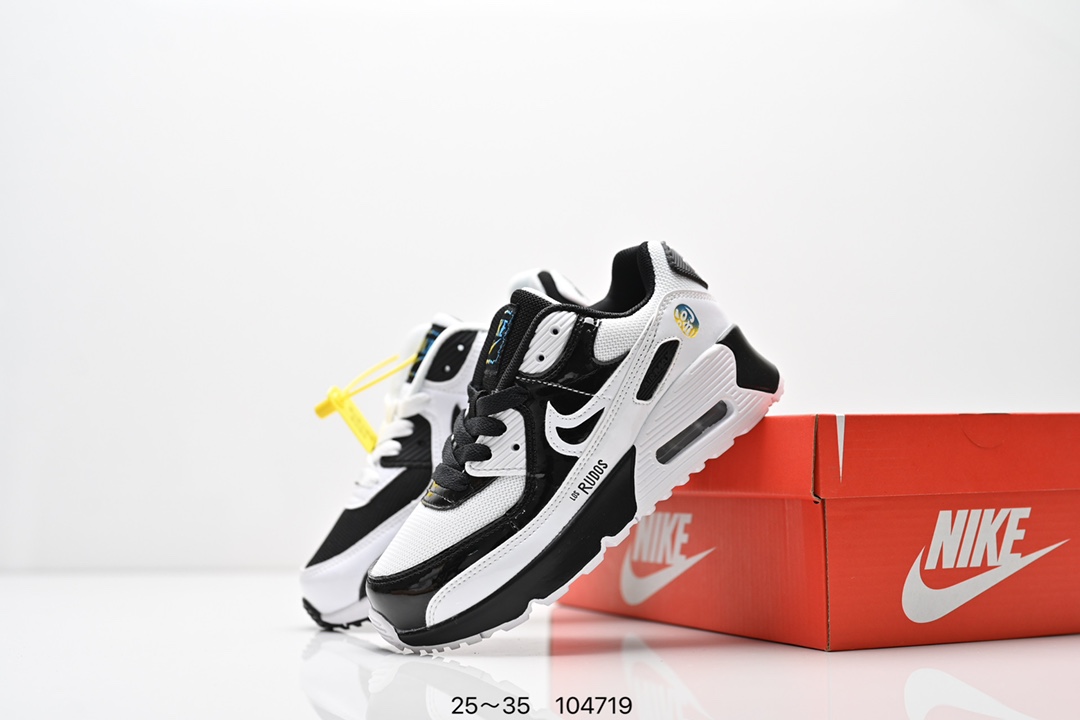 图片[9]-耐克 Nike Air Max 90童鞋后半掌气垫缓震运动鞋时尚男女士跑步鞋 。作为 Nike 休闲型 Air Max 鞋款，Nike Air Max 270 运动鞋为你带来时尚舒适的穿着感受和出众格调。鞋款设计灵感源自 Air Max 经典，搭配大型窗口和新颖配色，彰显 Nike 的出众创新。Max Air 270 缓震配置，缔造非凡舒适的日常穿着体验，织物与合成材质组合鞋面，打造轻盈贴合感和透气感受，泡绵中底，柔软舒适。弹性内衬和靴式设计，打造个性化贴合感，外底搭配橡胶设计，塑就强劲抓地力与出色耐穿性，合成材质与织物组合设计，提拉设计。 货号：AH8050 尺码：25～35-选品中心