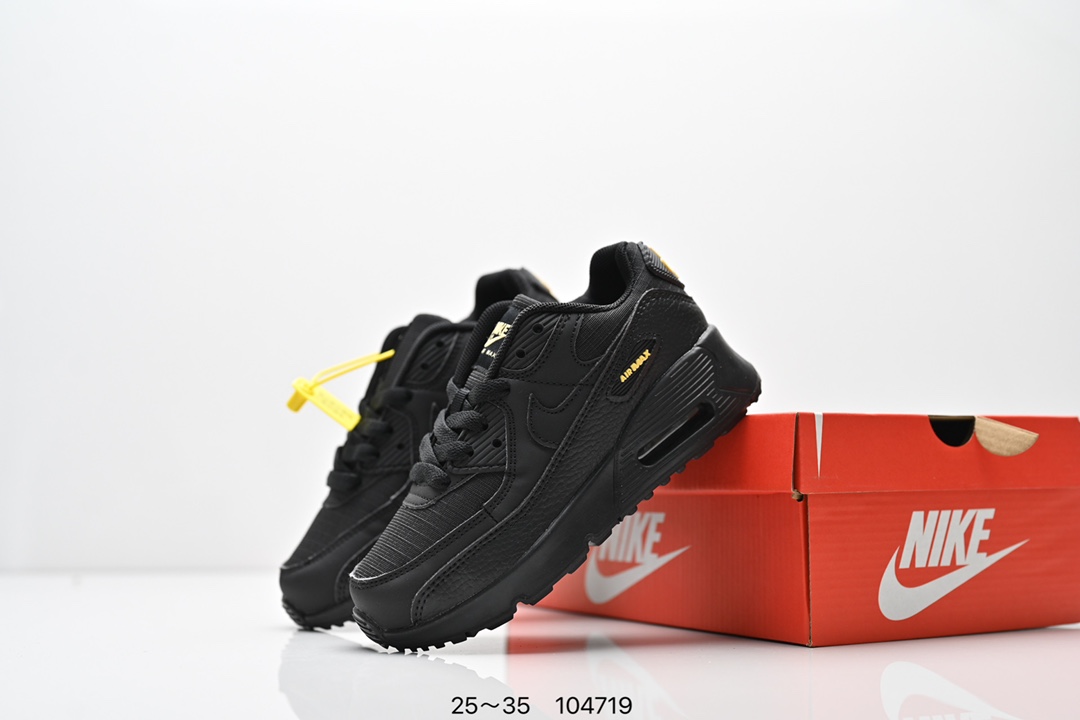 图片[9]-耐克 Nike Air Max 90童鞋后半掌气垫缓震运动鞋时尚男女士跑步鞋 。作为 Nike 休闲型 Air Max 鞋款，Nike Air Max 270 运动鞋为你带来时尚舒适的穿着感受和出众格调。鞋款设计灵感源自 Air Max 经典，搭配大型窗口和新颖配色，彰显 Nike 的出众创新。Max Air 270 缓震配置，缔造非凡舒适的日常穿着体验，织物与合成材质组合鞋面，打造轻盈贴合感和透气感受，泡绵中底，柔软舒适。弹性内衬和靴式设计，打造个性化贴合感，外底搭配橡胶设计，塑就强劲抓地力与出色耐穿性，合成材质与织物组合设计，提拉设计。 货号：AH8050 尺码：25～35-选品中心