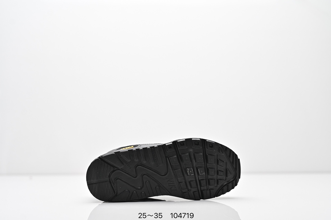 图片[6]-耐克 Nike Air Max 90童鞋后半掌气垫缓震运动鞋时尚男女士跑步鞋 。作为 Nike 休闲型 Air Max 鞋款，Nike Air Max 270 运动鞋为你带来时尚舒适的穿着感受和出众格调。鞋款设计灵感源自 Air Max 经典，搭配大型窗口和新颖配色，彰显 Nike 的出众创新。Max Air 270 缓震配置，缔造非凡舒适的日常穿着体验，织物与合成材质组合鞋面，打造轻盈贴合感和透气感受，泡绵中底，柔软舒适。弹性内衬和靴式设计，打造个性化贴合感，外底搭配橡胶设计，塑就强劲抓地力与出色耐穿性，合成材质与织物组合设计，提拉设计。 货号：AH8050 尺码：25～35-选品中心