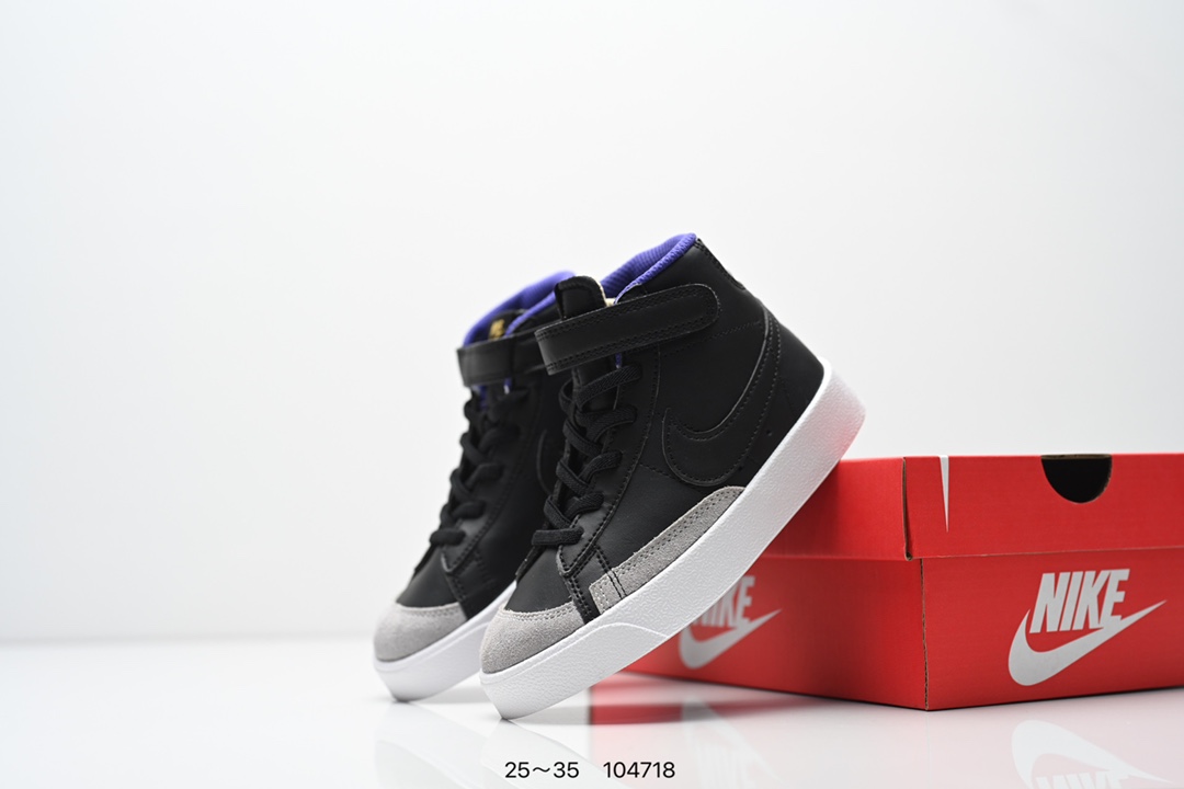 图片[2]-集合 童鞋NK Blazer Low‘77 Jumbo 经典百搭低帮开拓者休闲运动板鞋 真硫化铝楦制作 原厂布料拼接 独家裁片完美鞋型 台湾进口软感荔枝头层皮 原盒真标 正确环保中底✔。 货号：DA4086 100 尺码：看图所示25～35 ID：104718-选品中心