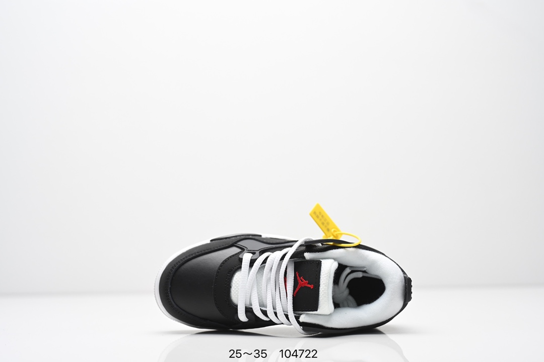 图片[4]-童鞋Air Jordan AJ4 RM 重制版低帮复古篮球鞋 实拍首发 采用了低帮的设计 并保留了众多AJ4的经典元素 鞋身以皮革 麂皮材质拼接打造 AJ4经典的TPU材质延伸至后跟 增强鞋款稳定性 而鞋身侧面的网格设计则被取消 尾部的NIKE AIR标志也得到保留 并同时带有飞人logo 中底部分同样搭载了可视AIR气垫 鞋底采用米白色中底和外底呈现 为整个设计收尾 货号： FQ7940 300CF 尺码：25～35-选品中心