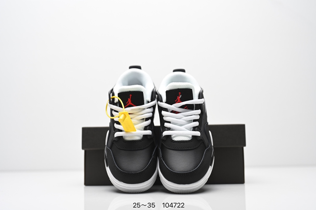 图片[8]-童鞋Air Jordan AJ4 RM 重制版低帮复古篮球鞋 实拍首发 采用了低帮的设计 并保留了众多AJ4的经典元素 鞋身以皮革 麂皮材质拼接打造 AJ4经典的TPU材质延伸至后跟 增强鞋款稳定性 而鞋身侧面的网格设计则被取消 尾部的NIKE AIR标志也得到保留 并同时带有飞人logo 中底部分同样搭载了可视AIR气垫 鞋底采用米白色中底和外底呈现 为整个设计收尾 货号： FQ7940 300CF 尺码：25～35-选品中心