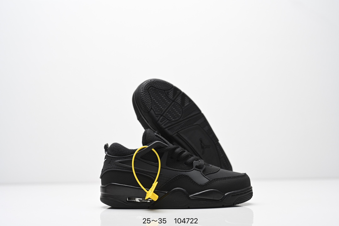 图片[5]-童鞋Air Jordan AJ4 RM 重制版低帮复古篮球鞋 实拍首发 采用了低帮的设计 并保留了众多AJ4的经典元素 鞋身以皮革 麂皮材质拼接打造 AJ4经典的TPU材质延伸至后跟 增强鞋款稳定性 而鞋身侧面的网格设计则被取消 尾部的NIKE AIR标志也得到保留 并同时带有飞人logo 中底部分同样搭载了可视AIR气垫 鞋底采用米白色中底和外底呈现 为整个设计收尾 货号： FQ7940 300CF 尺码：25～35-选品中心