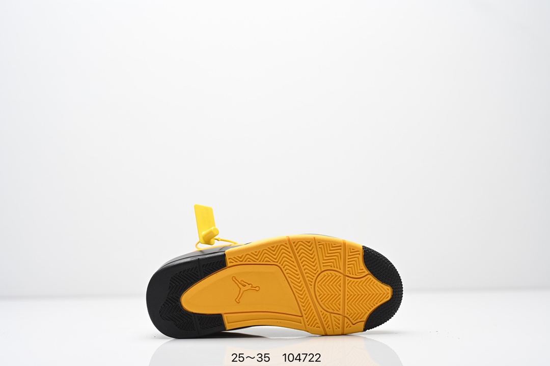 图片[6]-童鞋Air Jordan AJ4 RM 重制版低帮复古篮球鞋 实拍首发 采用了低帮的设计 并保留了众多AJ4的经典元素 鞋身以皮革 麂皮材质拼接打造 AJ4经典的TPU材质延伸至后跟 增强鞋款稳定性 而鞋身侧面的网格设计则被取消 尾部的NIKE AIR标志也得到保留 并同时带有飞人logo 中底部分同样搭载了可视AIR气垫 鞋底采用米白色中底和外底呈现 为整个设计收尾 货号： FQ7940 300CF 尺码：25～35-选品中心
