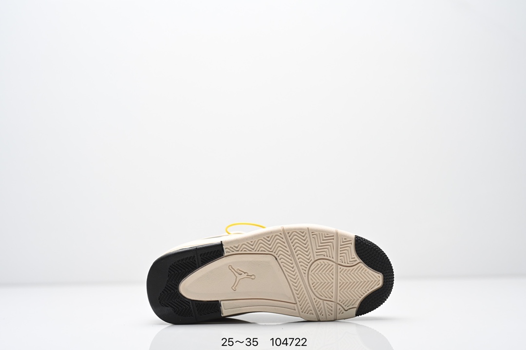 图片[6]-童鞋Air Jordan AJ4 RM 重制版低帮复古篮球鞋 实拍首发 采用了低帮的设计 并保留了众多AJ4的经典元素 鞋身以皮革 麂皮材质拼接打造 AJ4经典的TPU材质延伸至后跟 增强鞋款稳定性 而鞋身侧面的网格设计则被取消 尾部的NIKE AIR标志也得到保留 并同时带有飞人logo 中底部分同样搭载了可视AIR气垫 鞋底采用米白色中底和外底呈现 为整个设计收尾 货号： FQ7940 300CF 尺码：25～35-选品中心