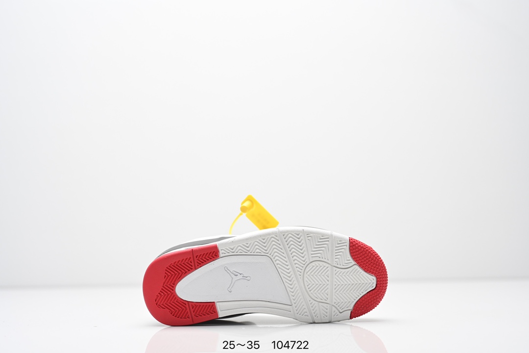 图片[9]-童鞋Air Jordan AJ4 RM 重制版低帮复古篮球鞋 实拍首发 采用了低帮的设计 并保留了众多AJ4的经典元素 鞋身以皮革 麂皮材质拼接打造 AJ4经典的TPU材质延伸至后跟 增强鞋款稳定性 而鞋身侧面的网格设计则被取消 尾部的NIKE AIR标志也得到保留 并同时带有飞人logo 中底部分同样搭载了可视AIR气垫 鞋底采用米白色中底和外底呈现 为整个设计收尾 货号： FQ7940 300CF 尺码：25～35-选品中心