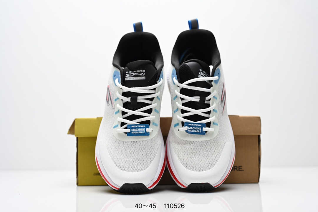 💰170
【新款🔥】Skechers/斯凯奇 男士运动跑步鞋 老爹鞋 Stamina 网面透气 轻便防滑 减震舒适 耐磨 复古 时尚 拼接 休闲 厚底增高运动鞋舒适百搭不累脚！采用记忆泡沫技术，为双脚提供良好的缓震和支撑，适应不同脚型，提升穿着舒适度。采用透气材料，保持脚部干爽，避免汗湿。鞋底设计防滑耐磨，适合多种地面，增强稳定性。高回弹鞋垫，增强能量反馈，提升运动表现。鞋身轻盈，减少行走和运动时的负担，让双脚更加轻松自如。涵盖休闲、运动、时尚等多种风格，适合不同场合和需求。
货号：220851/WMLT
尺码:  40-45
编码:  110526
