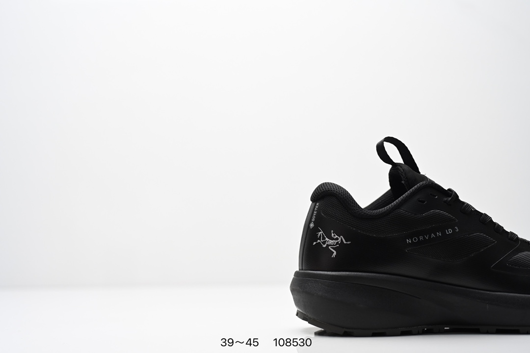 💰190
K L始祖鸟norvanld3gore-tex 覆盖防水男子越野跑鞋 官方同步上架适合技术路线单日徒步穿着 aeriosflgtx鞋受到长途野外跑步鞋的启发 适合在变化的地形上进行快速轻快的徒步旅行穿着,舒适而有支撑性,使您充满信心。该设计与脚部融为一体,可最大限度地减少摩擦,gore-tex保护膜可防水,采用gore隐形适体(invisiblefit)技术,更轻薄舒适。敏捷、稳定和技术路线上的自信源于vibram® megagrip外底、压缩eva内底以及一体的tpu。重量约:275g技术特点防水透气轻量耐磨鞋子鞋外底结构vibram®megagripM橡胶化合材料耐用柔软鞋子结构tpu鞋头可防磨损压缩eva泡沫内底以及一体的tpu铁芯提高了灵活性和稳定性,使您充满信心鞋子衬垫结构4mm厚ortholiteM3d模制插片材料gore-tex薄膜tpu高耐磨保护膜cordura®网眼布ZL
尺码:39~45
ID:108530