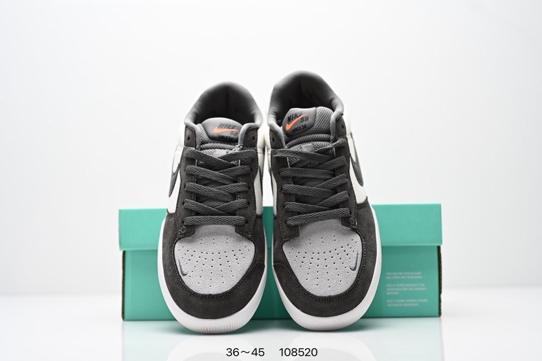 💰140
耐克Nike SB Force 58是一款将前沿创新带入街头的单品，它具有硫化杯底，具有出色的耐用性和灵活性。使用帆布和绒面革，在饰面上放置通风口，它自始至终都融入了传统篮球风格，此次配色迎入，重新打造鞋款。
货号：CZ2959-001 C22969 009
Size：36 ～45
ID:108520