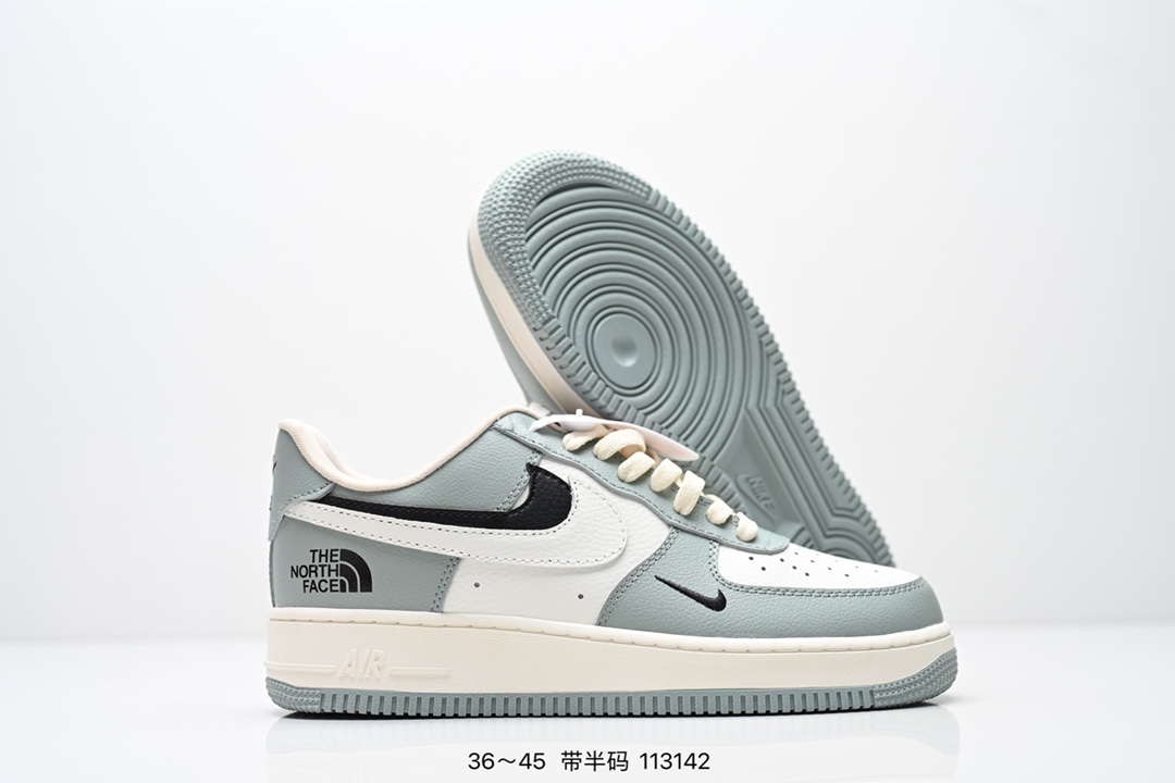 💰250
Nike Air Force 1 Low 07
原楦头原纸板 打造纯正低帮空军版型
专注外贸渠道 全掌内置蜂窝气垫 
原盒配件 原厂中底钢印、拉帮完美 
官方货号:ZH0316-016
Size:36 36.5 37.5 38 38.5 39 40 40.5 41 42 42.5 43 44 45
ID:113142