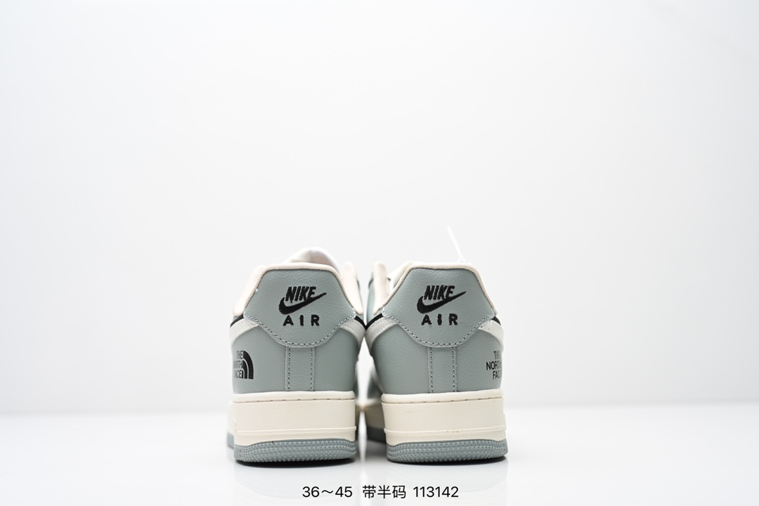 💰250
Nike Air Force 1 Low 07
原楦头原纸板 打造纯正低帮空军版型
专注外贸渠道 全掌内置蜂窝气垫 
原盒配件 原厂中底钢印、拉帮完美 
官方货号:ZH0316-016
Size:36 36.5 37.5 38 38.5 39 40 40.5 41 42 42.5 43 44 45
ID:113142