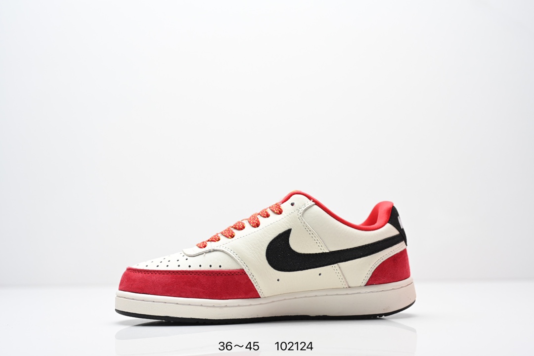 💰160
耐克Nike Air Force 1 Low  空军一号低帮百搭休闲运动板鞋。柔软、弹性十足的缓震性能和出色的中底设计，横跨复古与现代的外型结合，造就出风靡全球三十多年的Force 1。
货号：FV8110 181
尺码：如图所示
编码：102124
