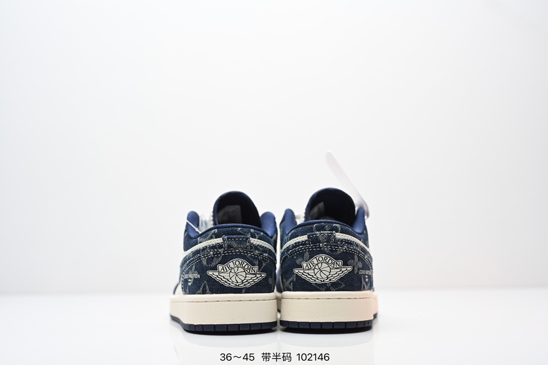 💰270
耐克AIR JORDAN 1 LOW低帮百搭休闲运动板鞋。柔软、弹性十足的缓震性能和出色的中底设计，横跨复古与现代的外型结合，造就出风靡全球三十多年的Force 1。
货号：YX5066 368
尺码：如图所示
编码：102146