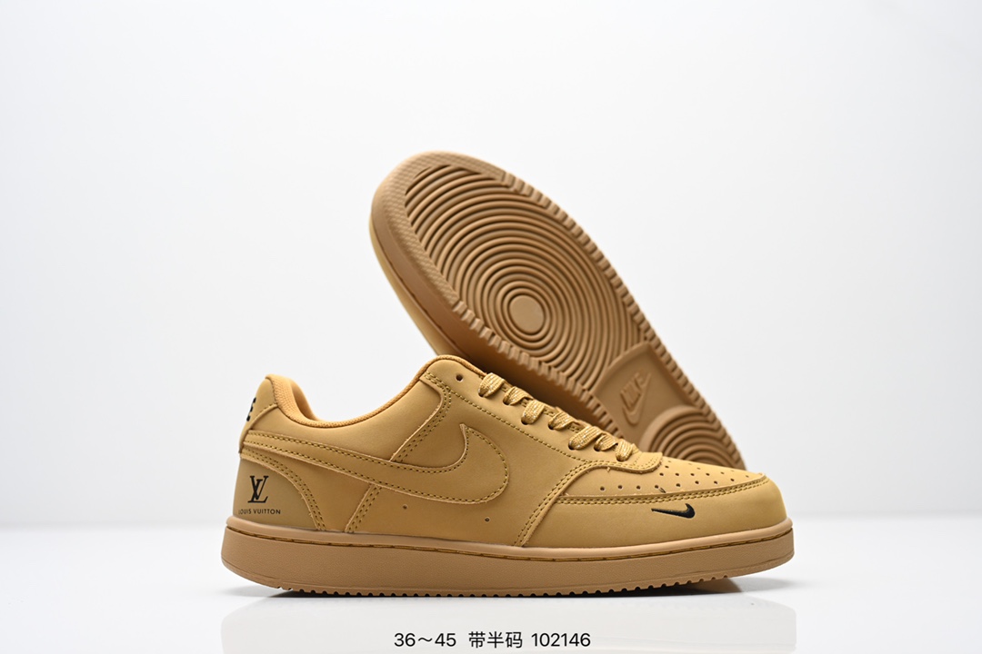 💰270
耐克AIR JORDAN 1 LOW低帮百搭休闲运动板鞋。柔软、弹性十足的缓震性能和出色的中底设计，横跨复古与现代的外型结合，造就出风靡全球三十多年的Force 1。
货号：YX5066 368
尺码：如图所示
编码：102146