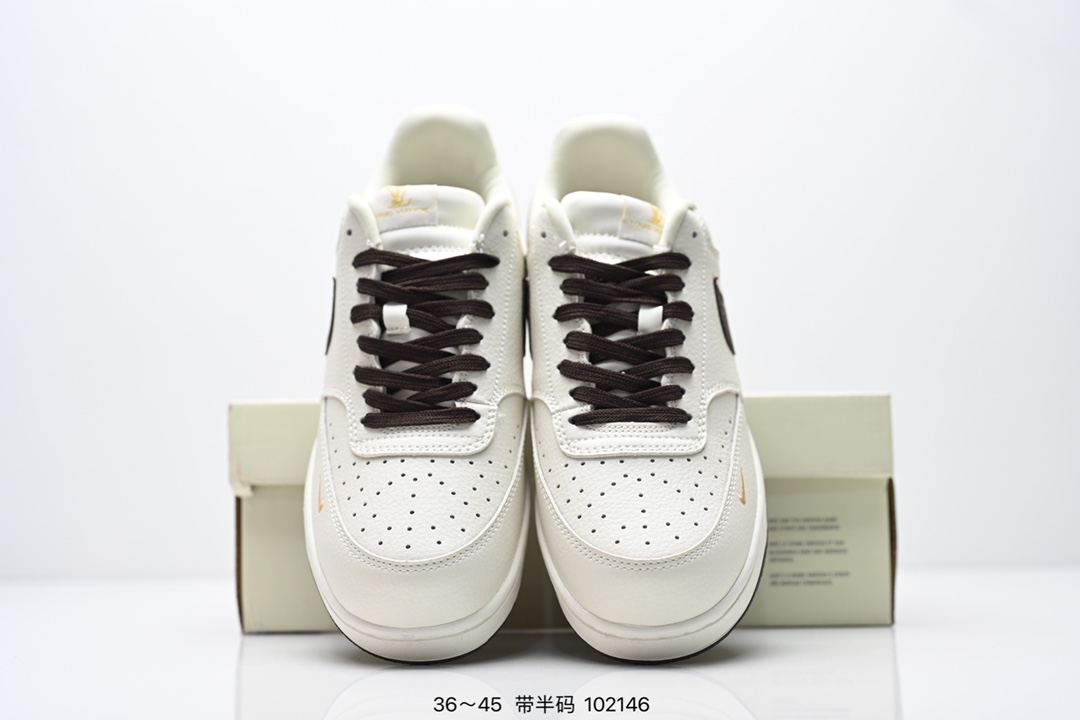 💰270
耐克AIR JORDAN 1 LOW低帮百搭休闲运动板鞋。柔软、弹性十足的缓震性能和出色的中底设计，横跨复古与现代的外型结合，造就出风靡全球三十多年的Force 1。
货号：YX5066 368
尺码：如图所示
编码：102146