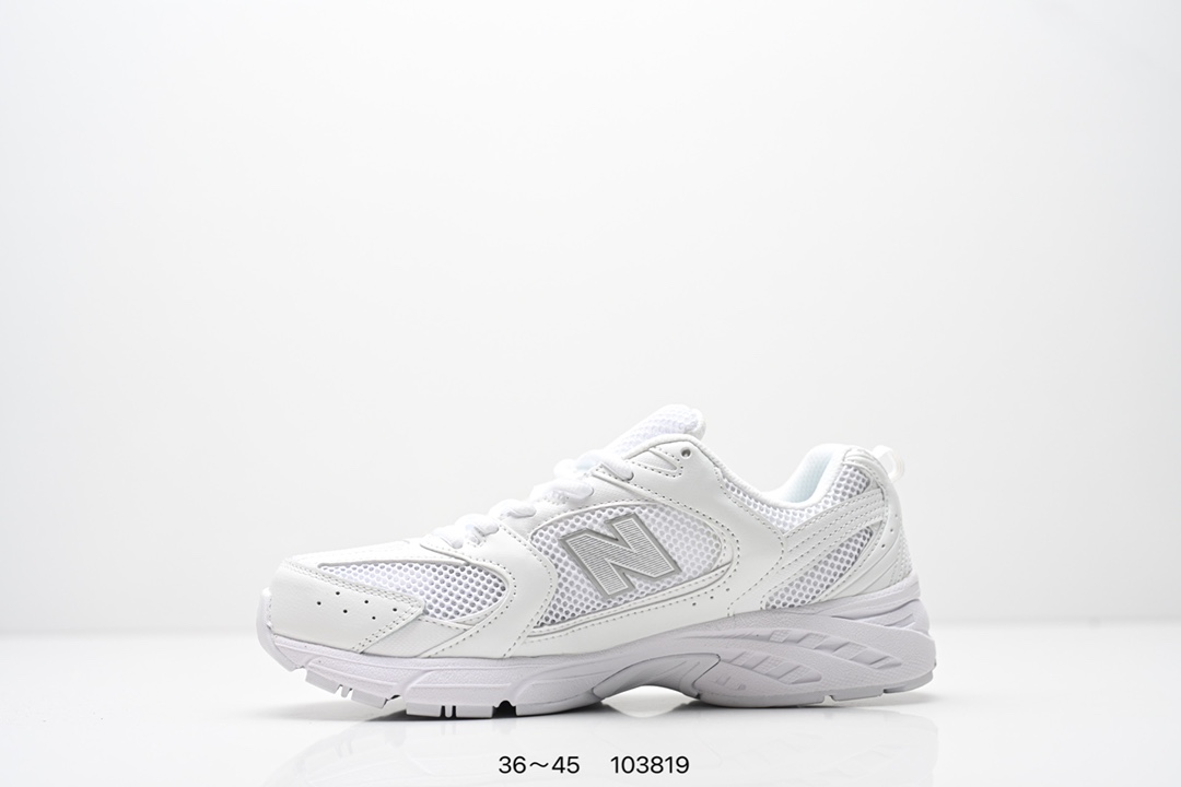 💰135
✅新百伦 NB530 New Balance 530 复跑古鞋NB530这鞋双确实是NB家经复典古款式之一，以全科新技诠释，成打功造530鞋款。鞋面保在持530基本线条和片层构结的同时，采更用为简洁、流畅设的计语言  
货号:MR530SG
编号：103819
尺码：36～45