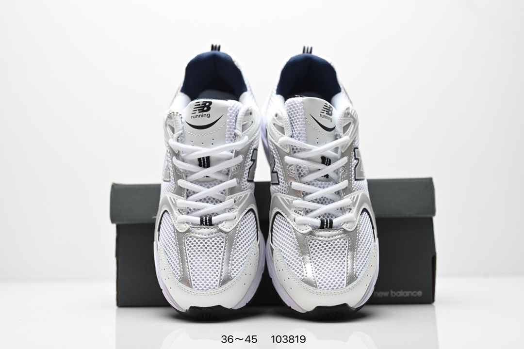 💰135
✅新百伦 NB530 New Balance 530 复跑古鞋NB530这鞋双确实是NB家经复典古款式之一，以全科新技诠释，成打功造530鞋款。鞋面保在持530基本线条和片层构结的同时，采更用为简洁、流畅设的计语言  
货号:MR530SG
编号：103819
尺码：36～45