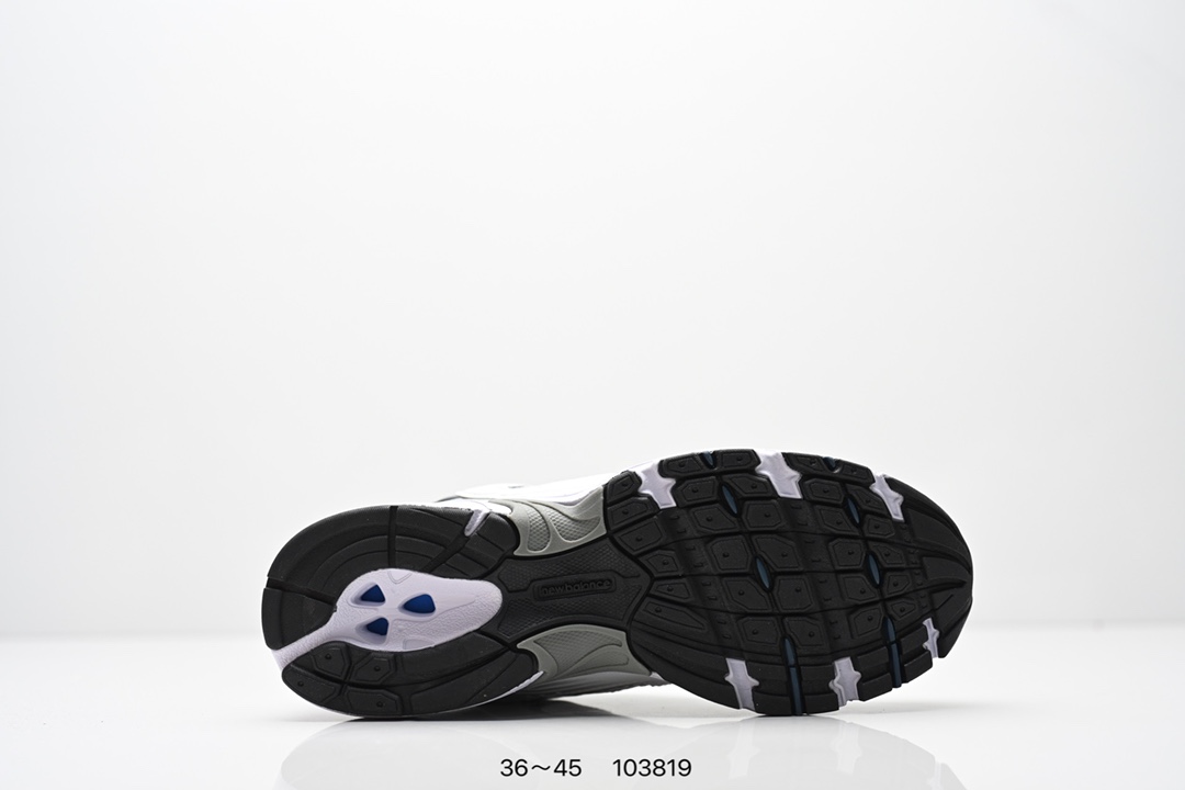 💰135
✅新百伦 NB530 New Balance 530 复跑古鞋NB530这鞋双确实是NB家经复典古款式之一，以全科新技诠释，成打功造530鞋款。鞋面保在持530基本线条和片层构结的同时，采更用为简洁、流畅设的计语言  
货号:MR530SG
编号：103819
尺码：36～45