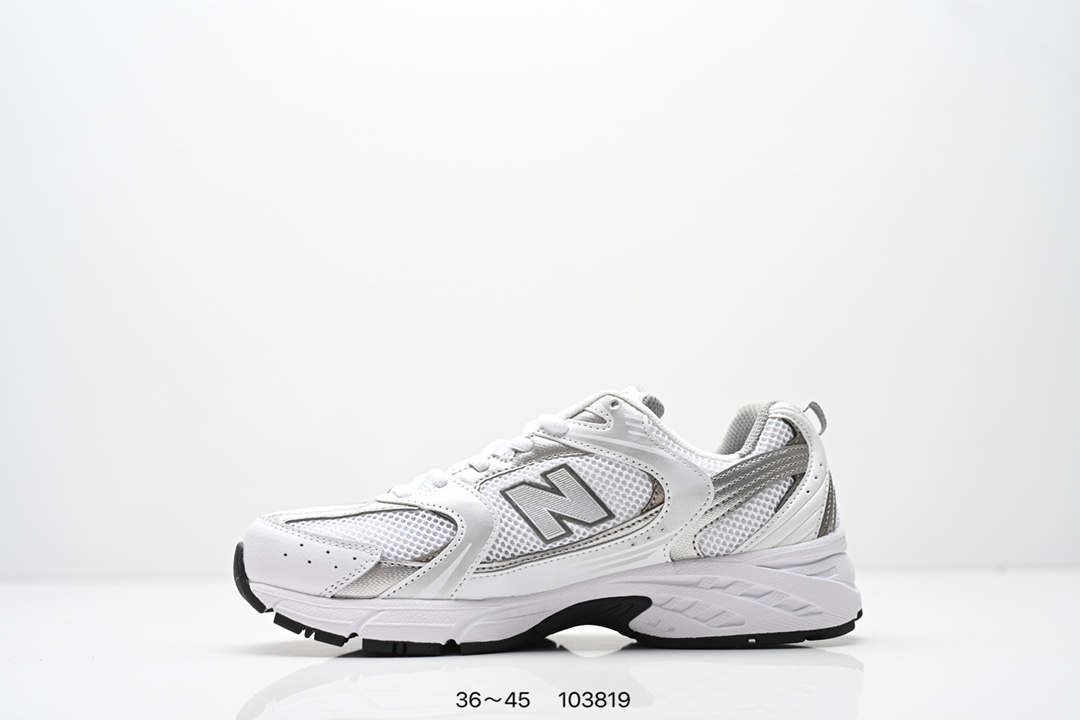 💰135
✅新百伦 NB530 New Balance 530 复跑古鞋NB530这鞋双确实是NB家经复典古款式之一，以全科新技诠释，成打功造530鞋款。鞋面保在持530基本线条和片层构结的同时，采更用为简洁、流畅设的计语言  
货号:MR530SG
编号：103819
尺码：36～45