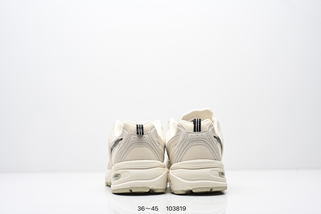 💰135
✅新百伦 NB530 New Balance 530 复跑古鞋NB530这鞋双确实是NB家经复典古款式之一，以全科新技诠释，成打功造530鞋款。鞋面保在持530基本线条和片层构结的同时，采更用为简洁、流畅设的计语言  
货号:MR530SG
编号：103819
尺码：36～45