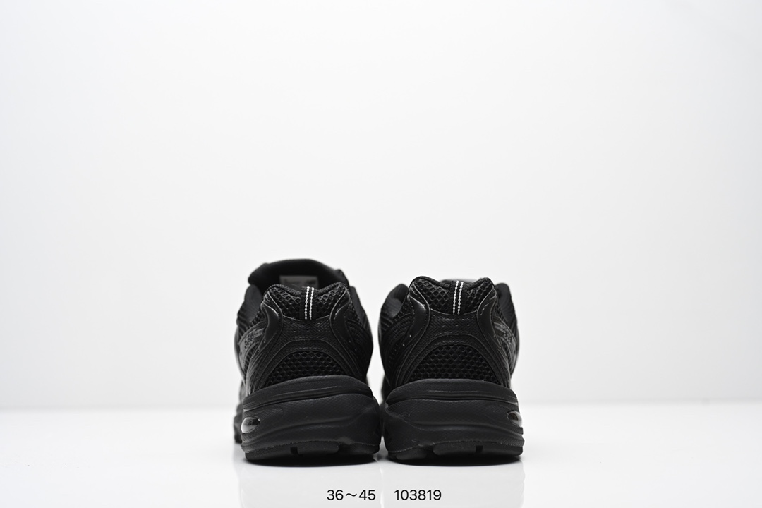💰135
✅新百伦 NB530 New Balance 530 复跑古鞋NB530这鞋双确实是NB家经复典古款式之一，以全科新技诠释，成打功造530鞋款。鞋面保在持530基本线条和片层构结的同时，采更用为简洁、流畅设的计语言  
货号:MR530SG
编号：103819
尺码：36～45